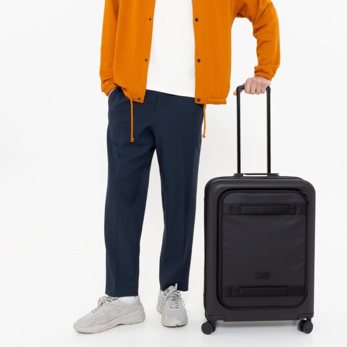 CNNCT-FALL M CNNCT-FALL M