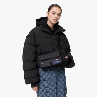 DAGLIG MINI-VÄSKA DAGLIG MINI-VÄSKA