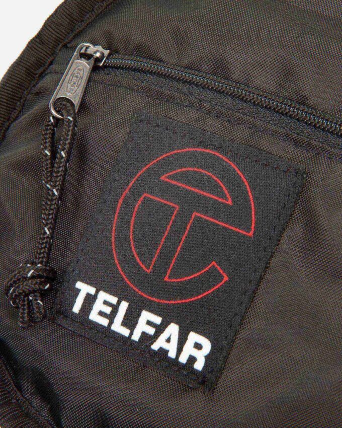 TELFAR CIRKELVÄSKA
